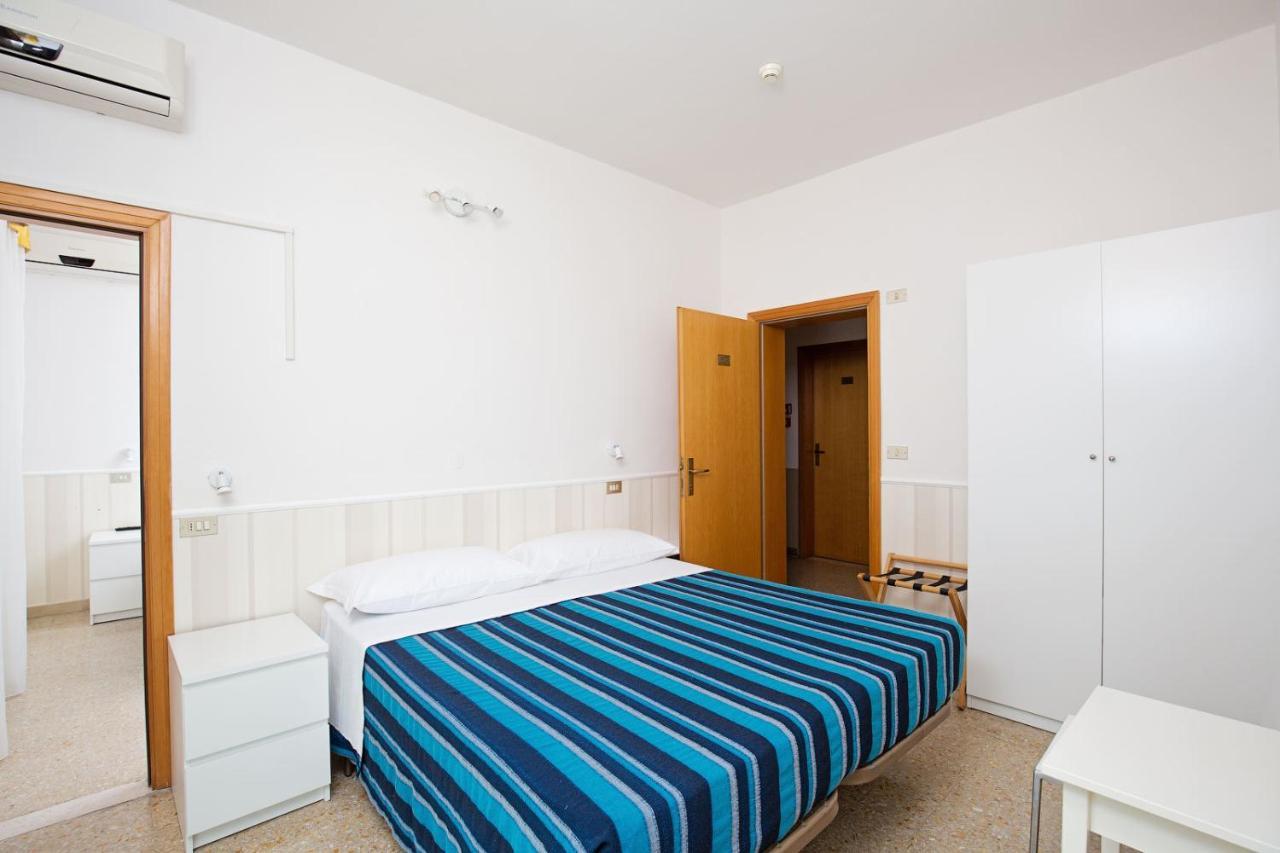 Hotel Helios Ριτσόνε Εξωτερικό φωτογραφία